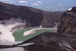 Asien, Russland: Vulkantrekking in Kamtschatka - 21 Tage am Ursprung des Lebens - Binnensee